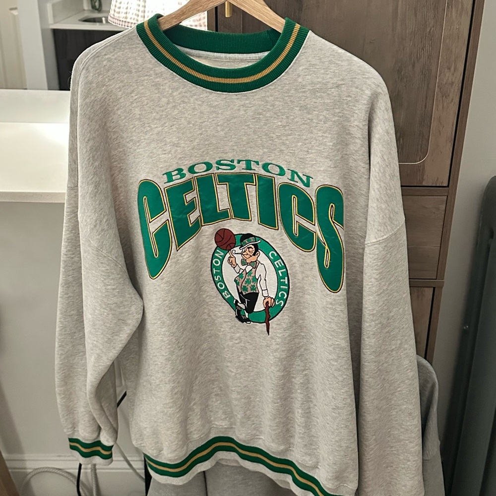 Abercrombie Oversized Celtics Sweatshirt